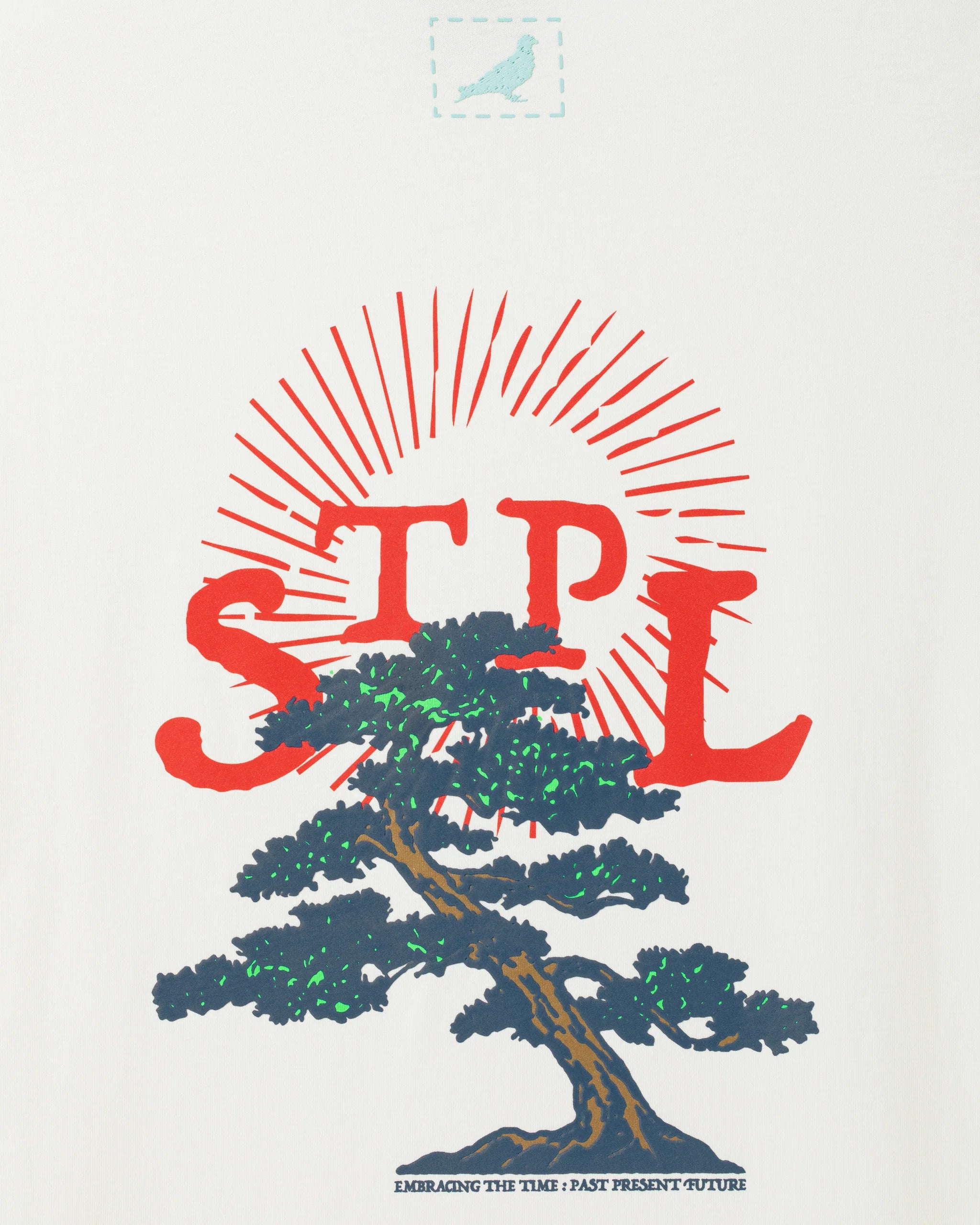 Camiseta Staple Pigeon Bonsai S/S Tee Cream detalle espalda gráfico STPL bonsai sol Embracing The Time Past Present Future