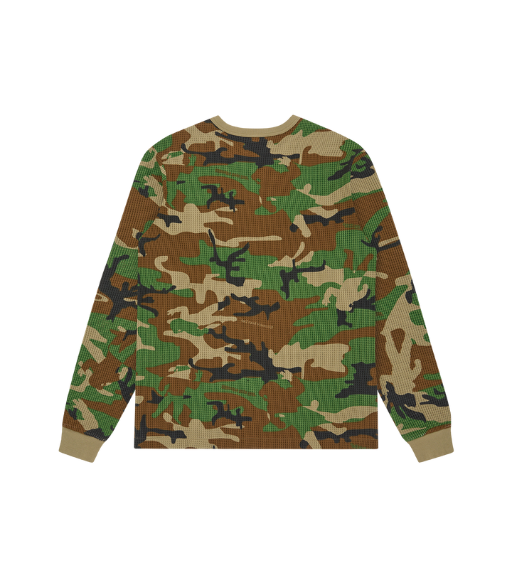 Espalda de la camiseta de manga larga Billionaire Boys Club en camuflaje militar, vista trasera