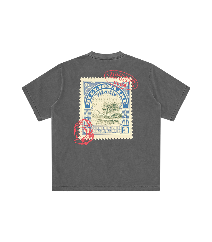 Espalda de la camiseta Billionaire Boys Club gris con gráfico de sello postal en el centro, vista trasera