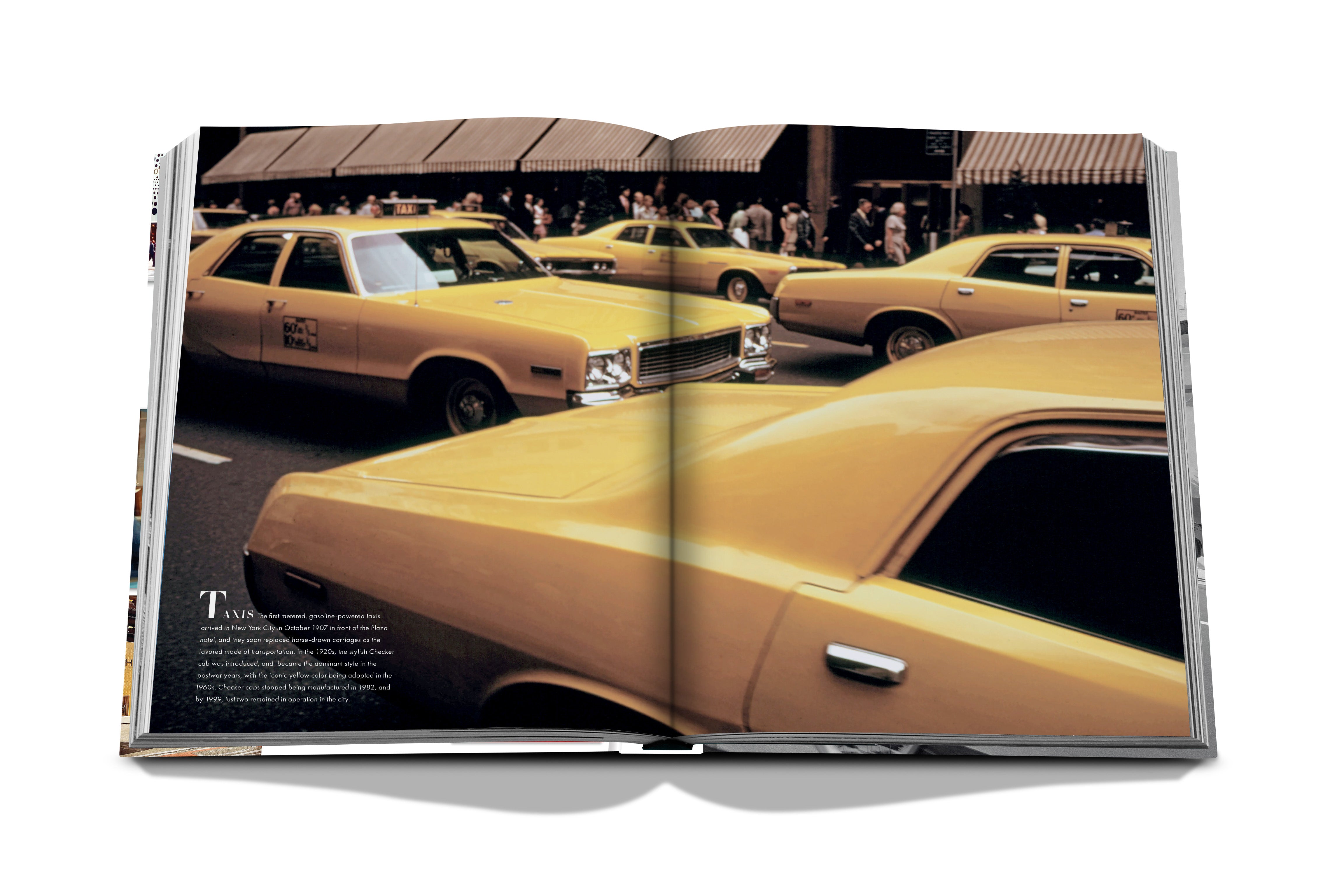 Fifth Avenue: 200 Years Of Stories And Legends Assouline