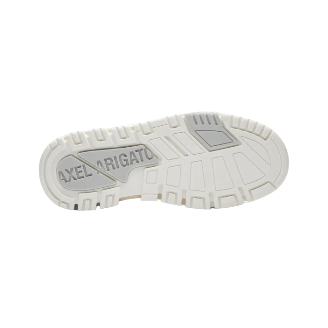 Suela chunky de la zapatilla Axel Arigato Area Lo Fluffy con el logo Axel Arigato grabado