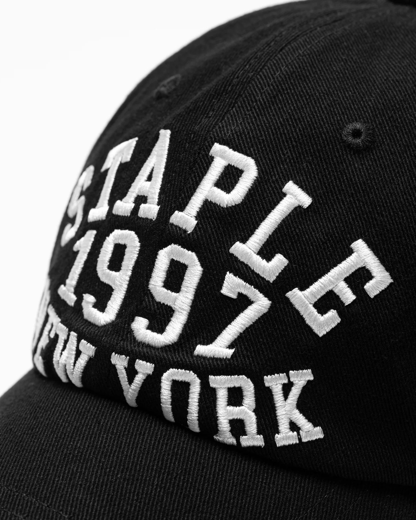 Gorra Staple Rivera Twill black