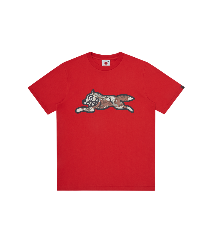 camiseta roja Choc Chip Running Dog de ICECREAM Spring '26, destaca por el icónico Running Dog frontal, diseñado con un patrón de pepitas de chocolate y el sello de la firma en la espalda.