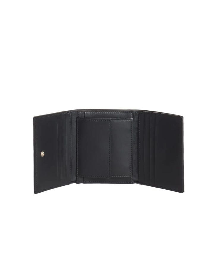 Cartera Maison Kitsuné Fortune Fox negra abierta y desplegada, vista del interior