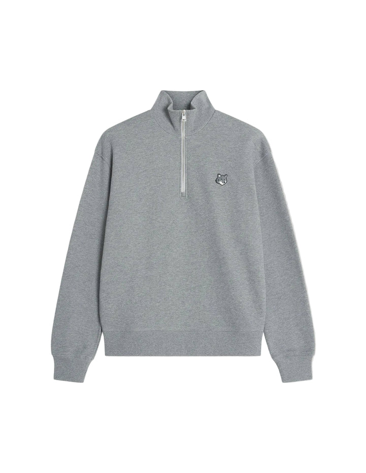 Sudadera Maison Kitsuné Fox Head Half-Zip gris con media cremallera, cuello alto y parche del zorro bordado en el pecho, vista frontal