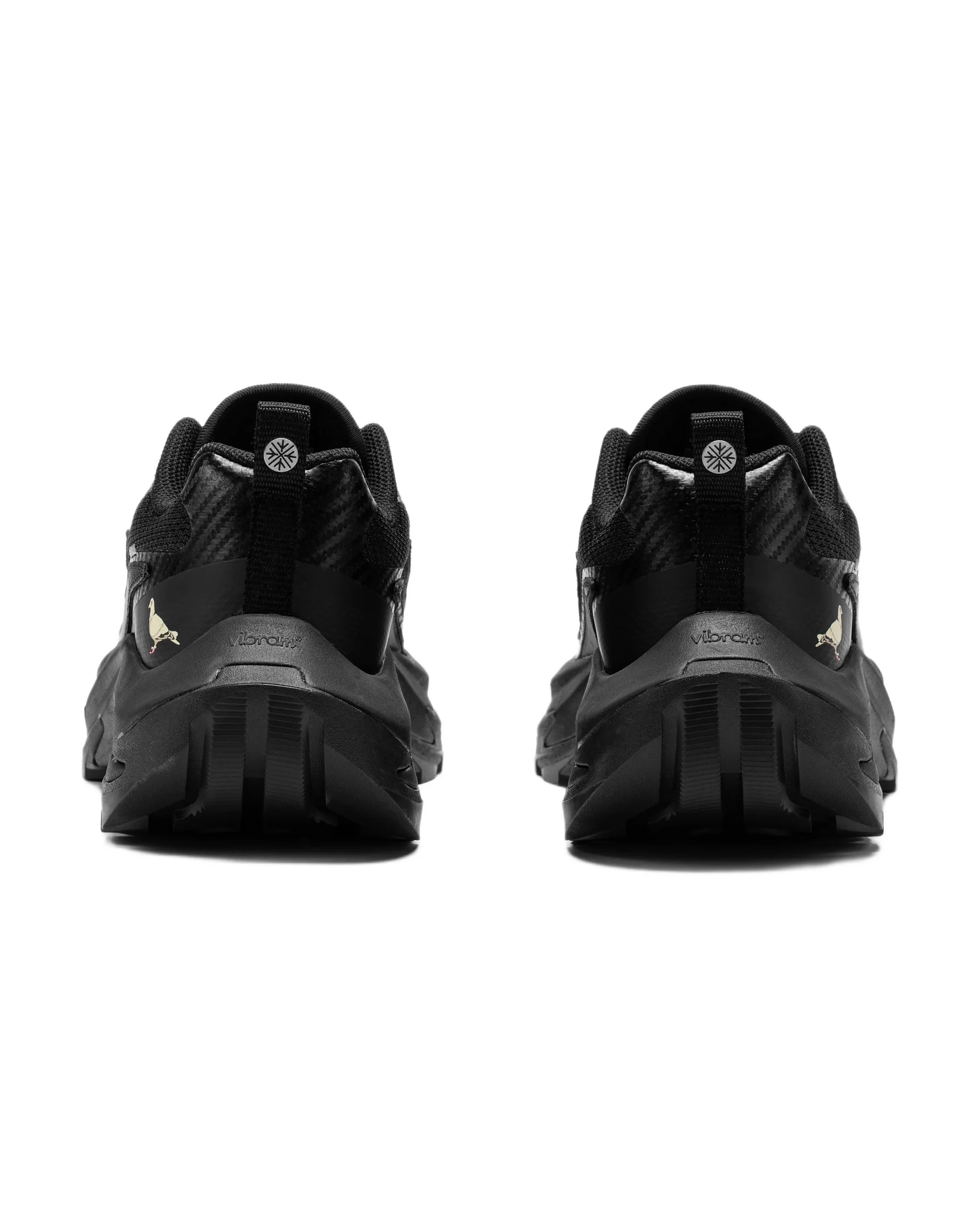 Staple Pigeon zapatillas negras vista trasera logo paloma