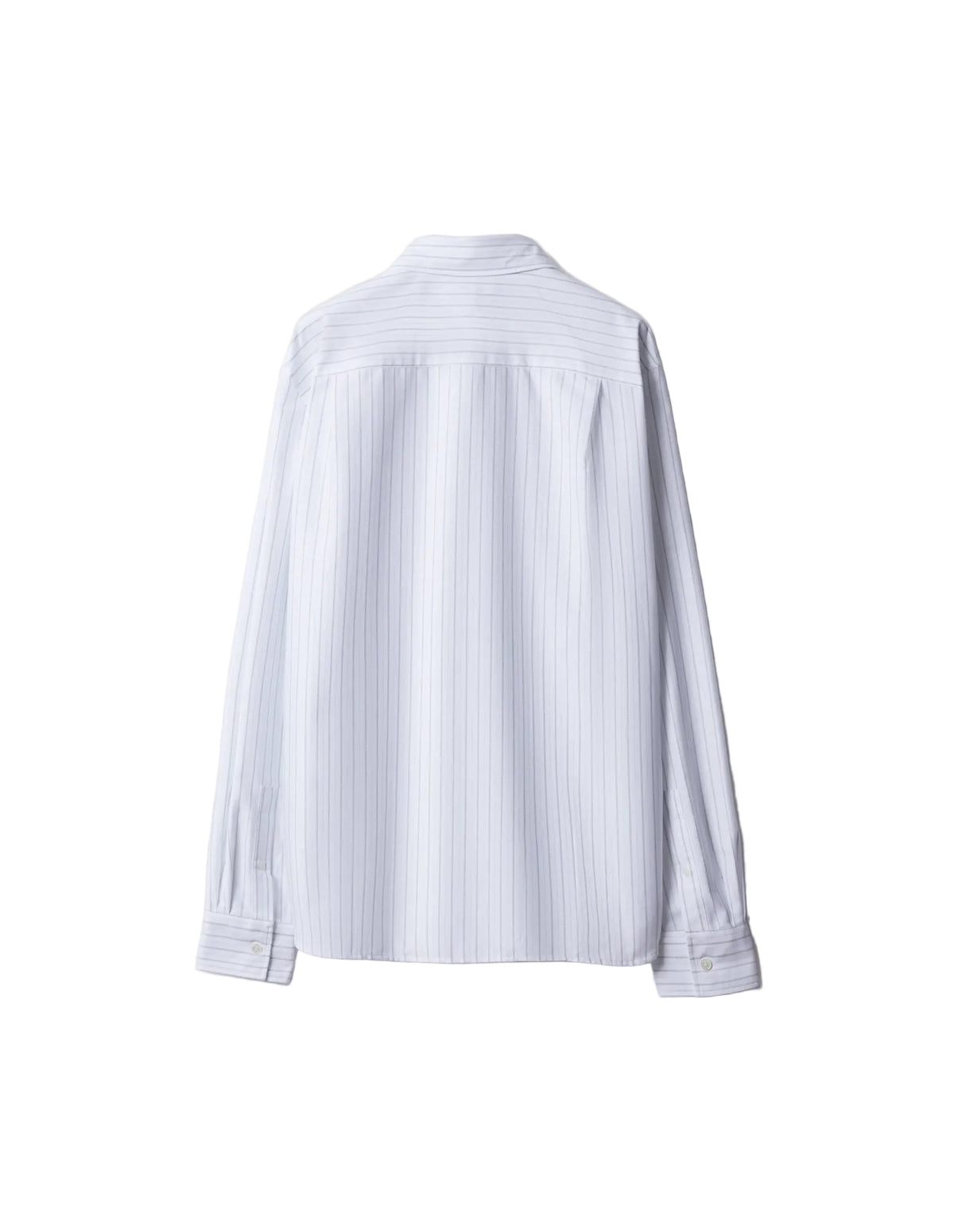 Camisa Maison Kitsuné Profile Fox de rayas blanco y azul vista por la espalda